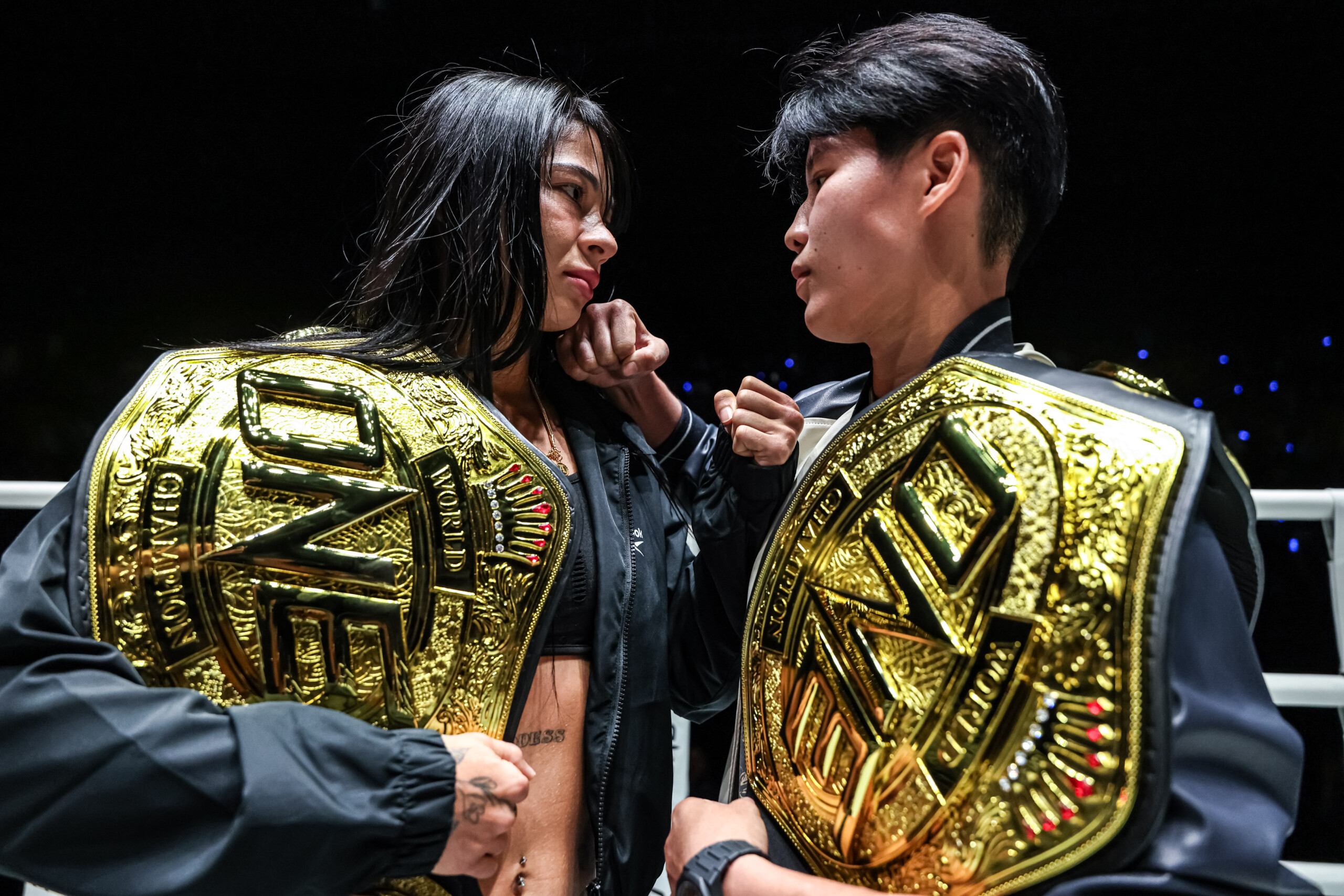 Allycia Hellen Rodrigues Phetjeeja Lukjaoporongtom Faceoff The Inner Circle May 15 Scaled — ONE Championship : pourquoi le Muay Thai est sa di