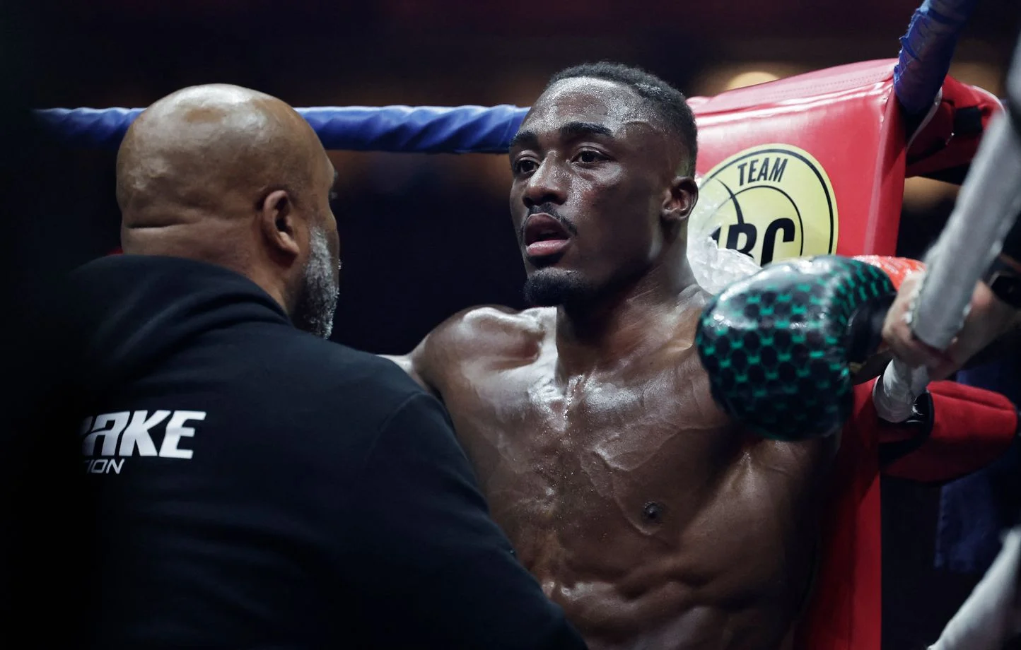 Bakary Samaké chute de 4 places au classement WBC et prépare son retour le 14 novembre à Paris