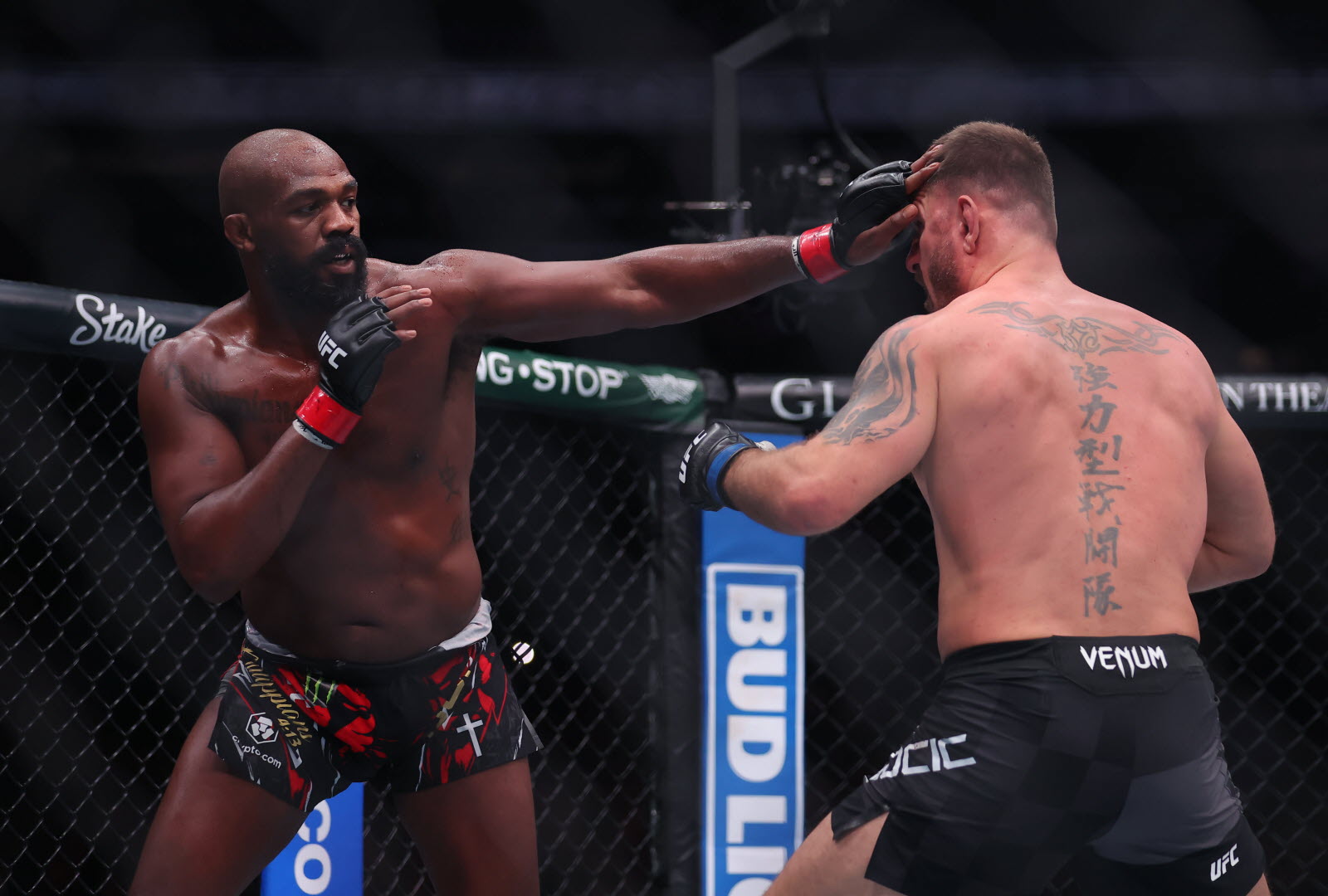 Jon Jones Officiellement Pris Sa Retraite 37 Ans — Jon Jones évoque encore son retour à l'UFC : le gr