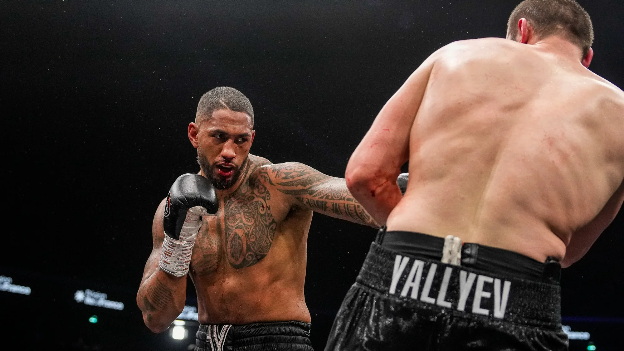 Tony Yoka Franck Warren — Tony Yoka : biographie complète, palmarès, carrièr