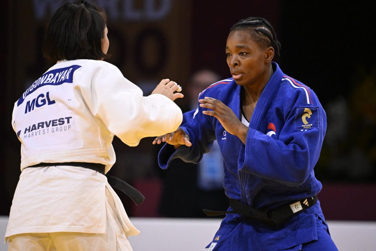 Audrey Tcheumeo en combat lors des Championnats d'Europe de Judo 2026 à Tbilissi face à une adversaire mongole