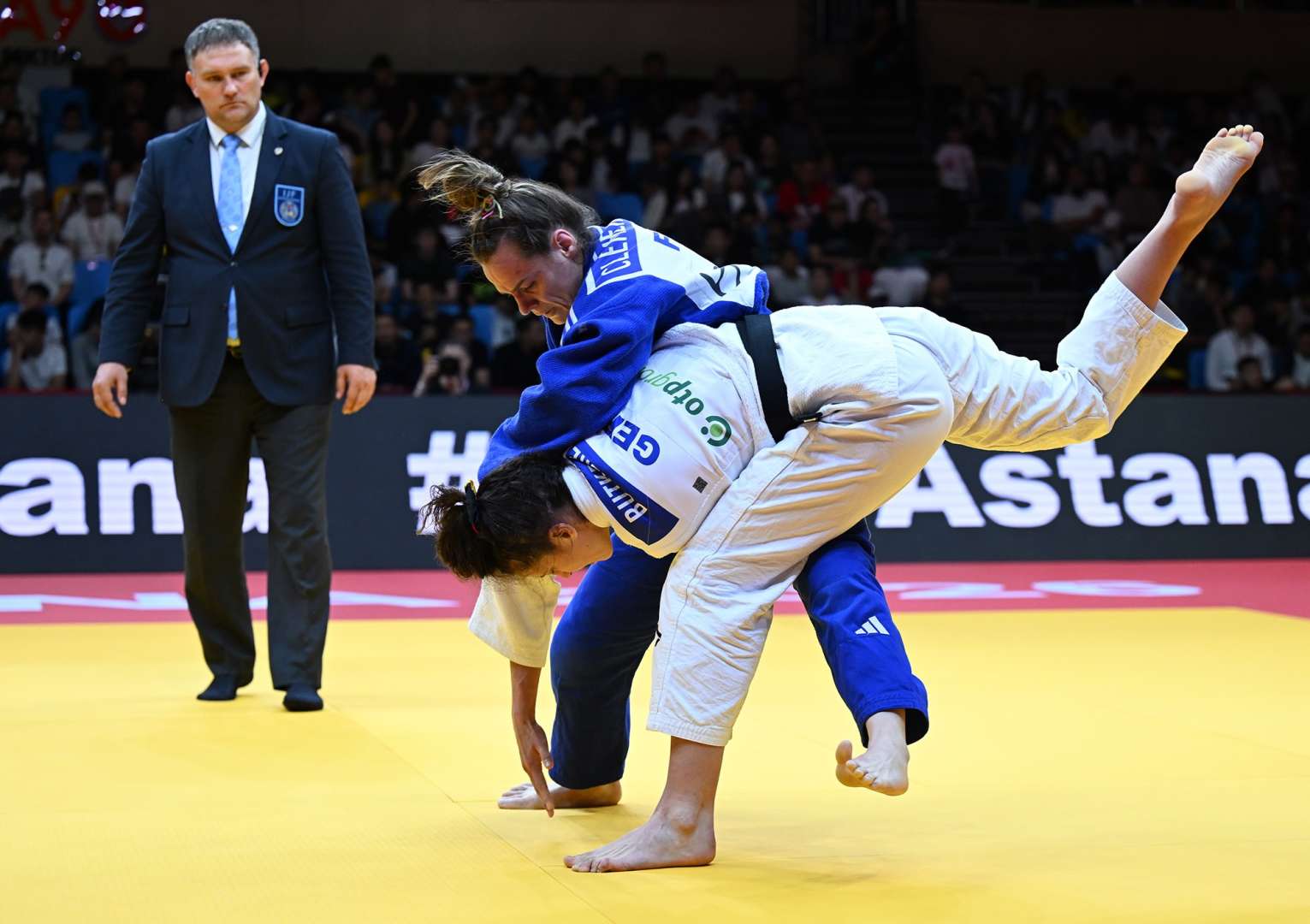 Clémence Eme projection tatami Grand Chelem Astana 2026
