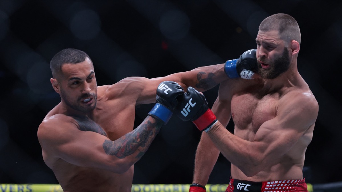 Jiri Prochazka interviewé par Joe Rogan après sa défaite à l'UFC 327 face à Carlos Ulberg