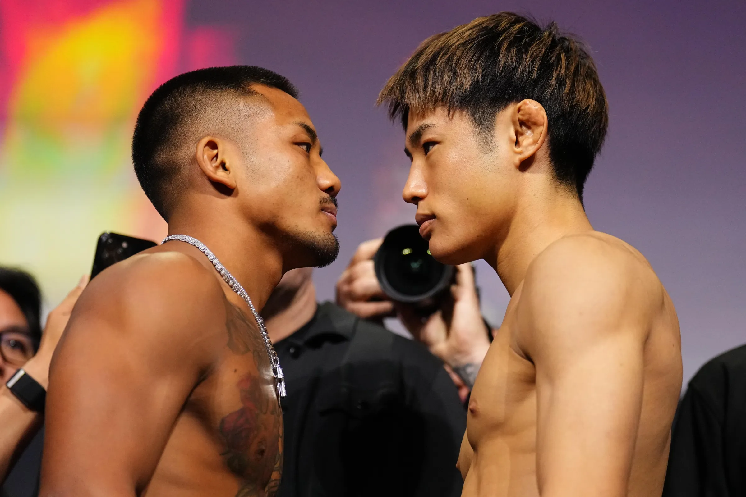 UFC 328 Joshua Van vs Taira - échange de frappes striking combat